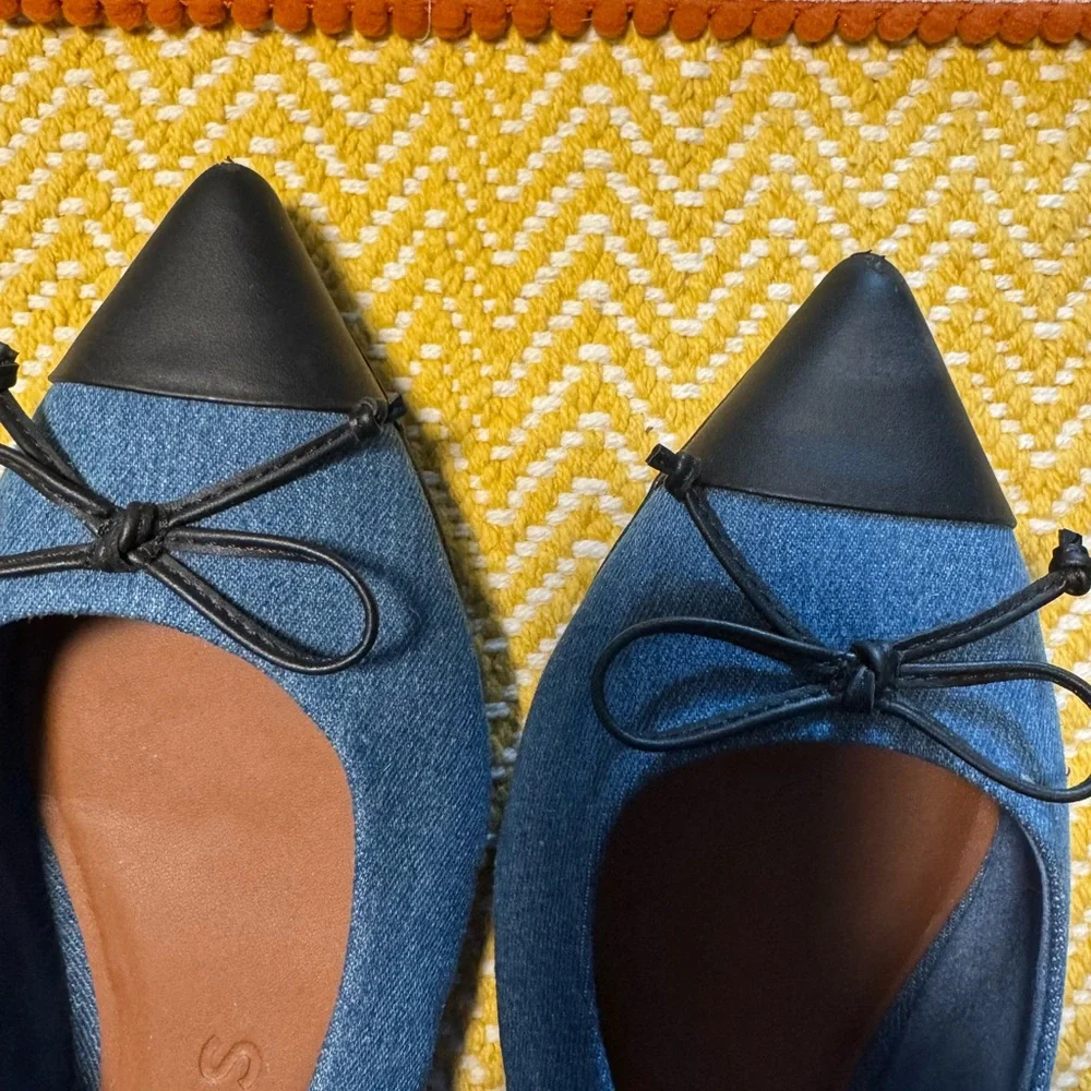 AEROSOLES Blue and Black Flats - Picture 8 of 8